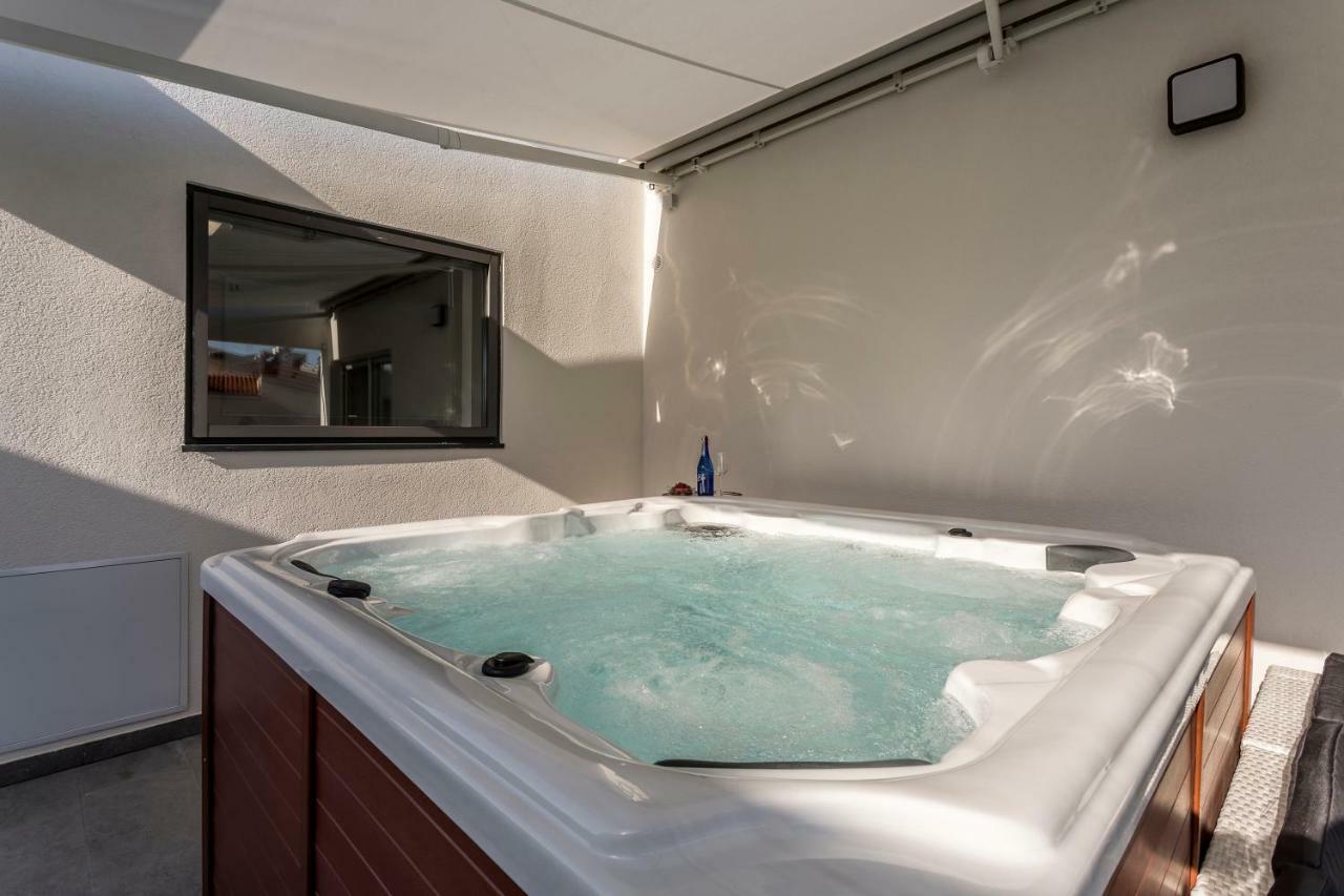 Sea Pearl Luxury Apartment Podstrana Bagian luar foto