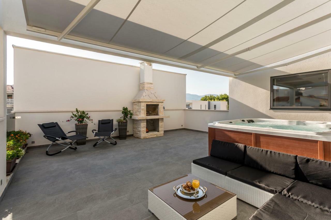 Sea Pearl Luxury Apartment Podstrana Bagian luar foto