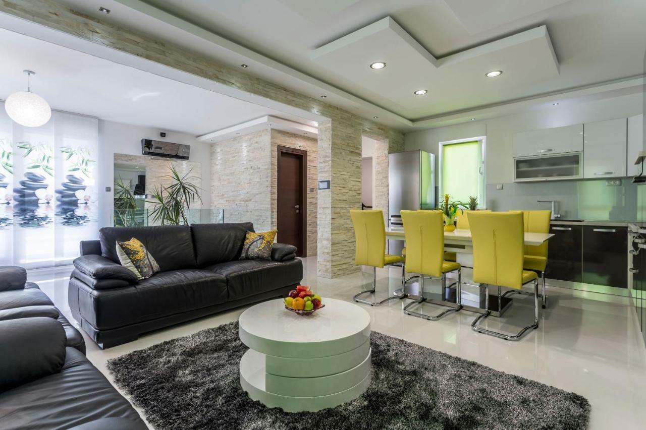 Sea Pearl Luxury Apartment Podstrana Bagian luar foto