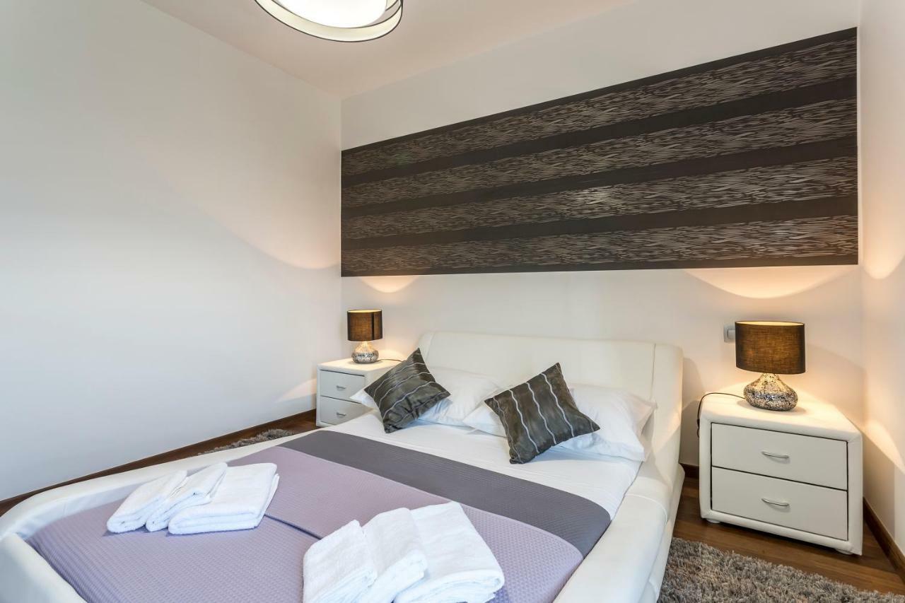 Sea Pearl Luxury Apartment Podstrana Bagian luar foto