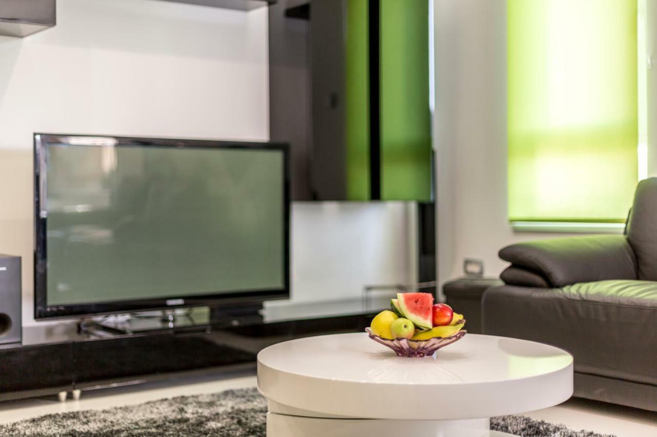 Sea Pearl Luxury Apartment Podstrana Bagian luar foto