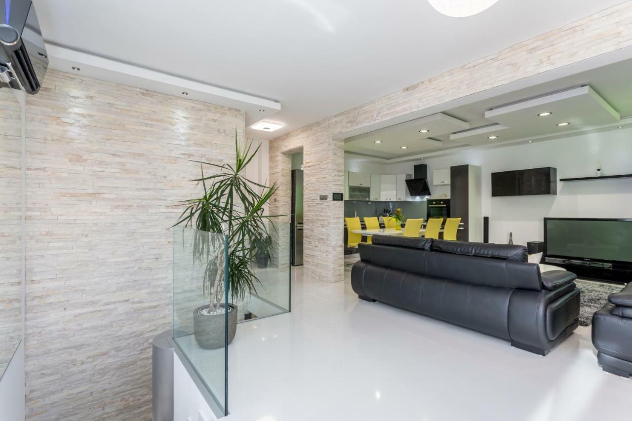 Sea Pearl Luxury Apartment Podstrana Bagian luar foto